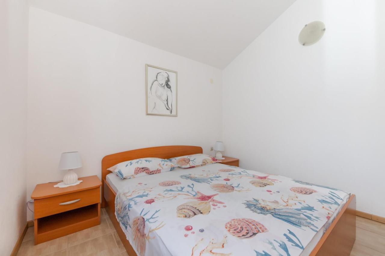 Apartments Danica トロギール エクステリア 写真