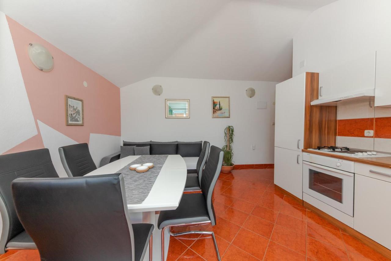 Apartments Danica トロギール エクステリア 写真